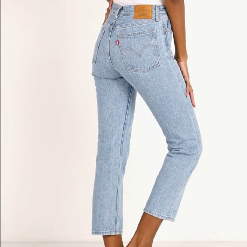 Levi’s Wedgie Straight
